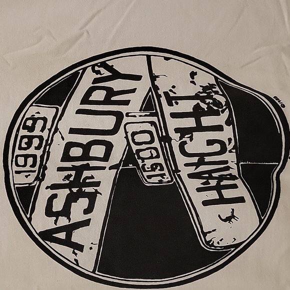 Haight Ashbury White Graphic T-Shirt Size Large NWOT - Picture 2 of 5